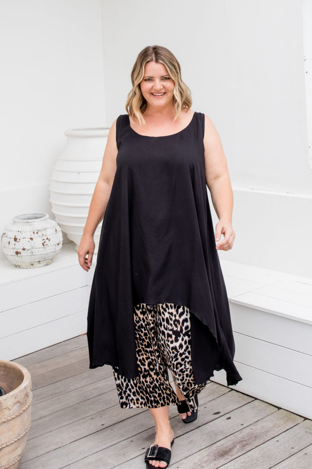 ladies-long-tunic-top-black