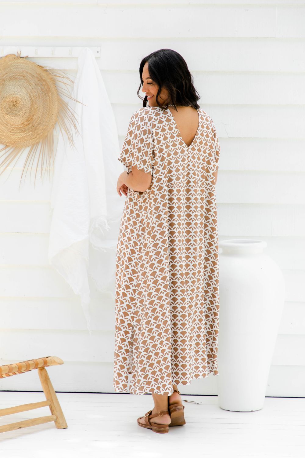 ladies-maxi-dress-caramel-white-geometric-design-resort-style