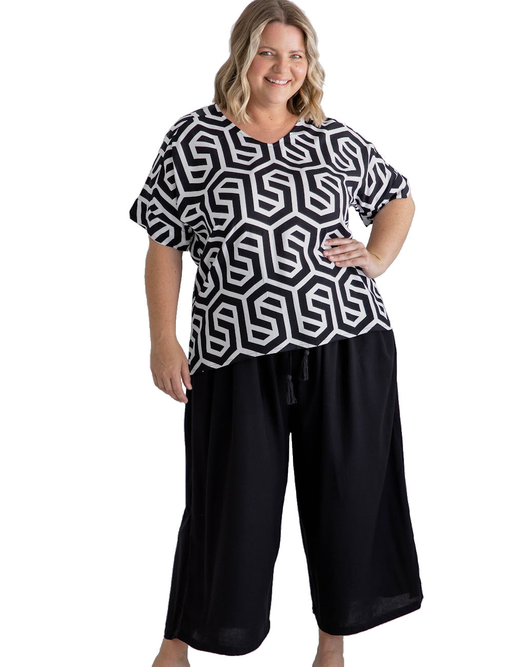 ladies-summer-blouse-top-black-white-geo-print-design-outfit-set-tpb