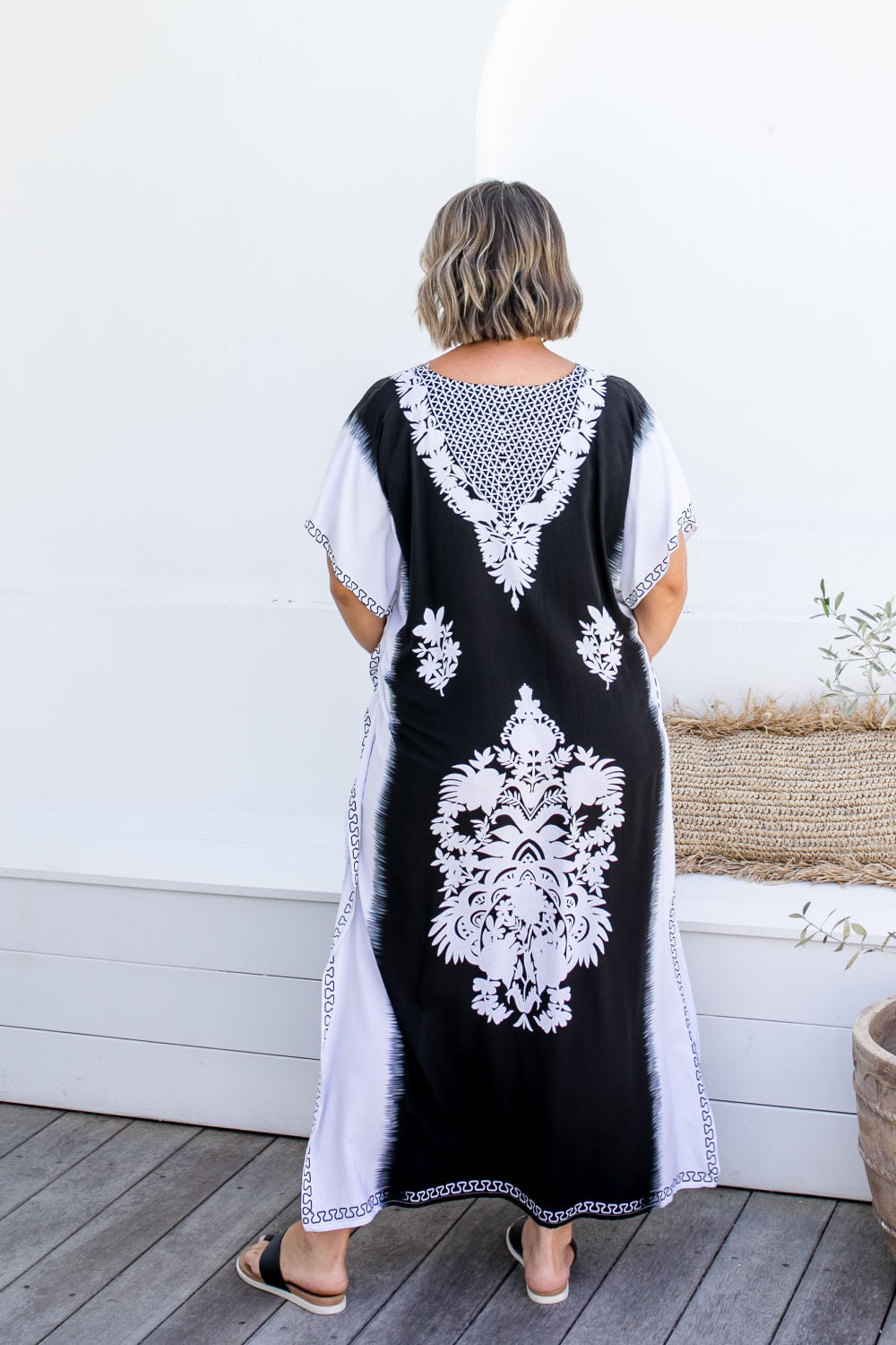 long-kaftan-dress-black-white-mandala-design-resort-styling