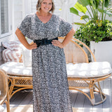    long-kaftan-dress-leopard-print-black-white-grey-resort-styling