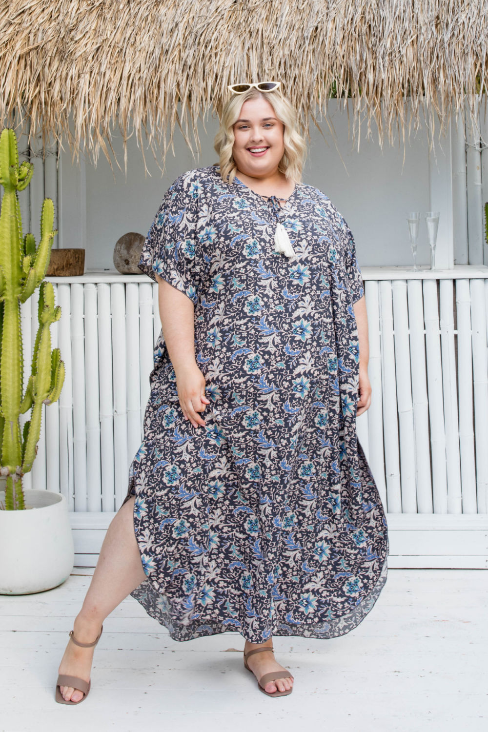    long-plus-size-kaftan-dress-blue-latte-off-white-floral-design