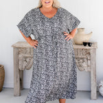     long-plus-size-kaftan-dress-leopard-print-black-white-grey