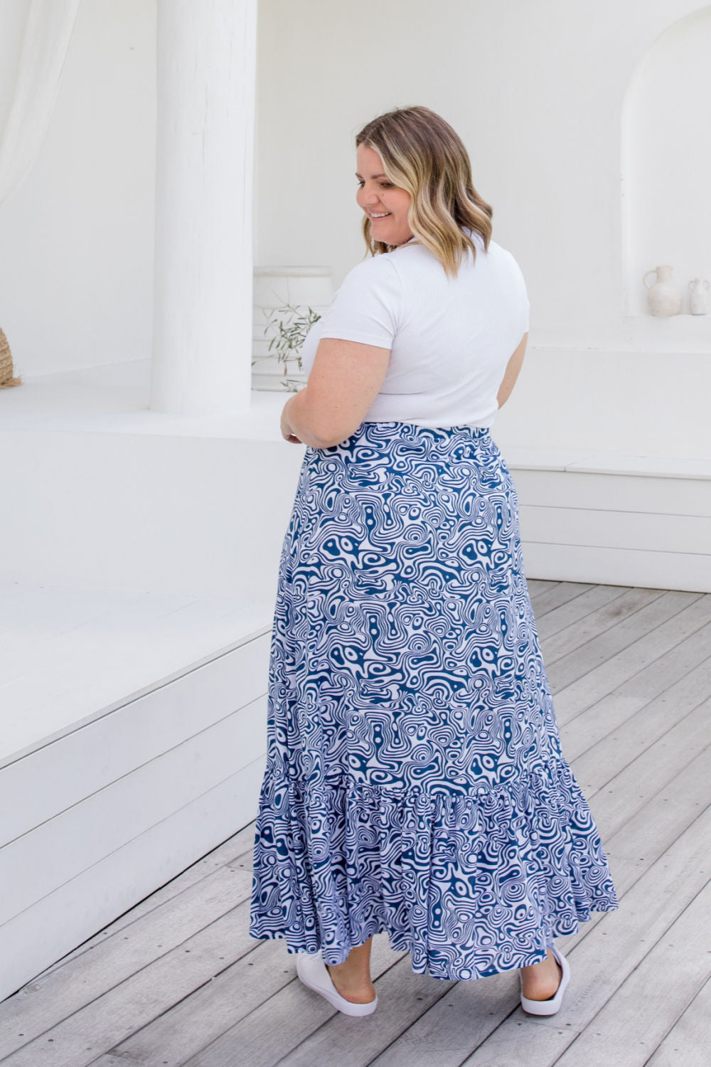 long-skirt-tiered-layer-blue-white-swirl-print