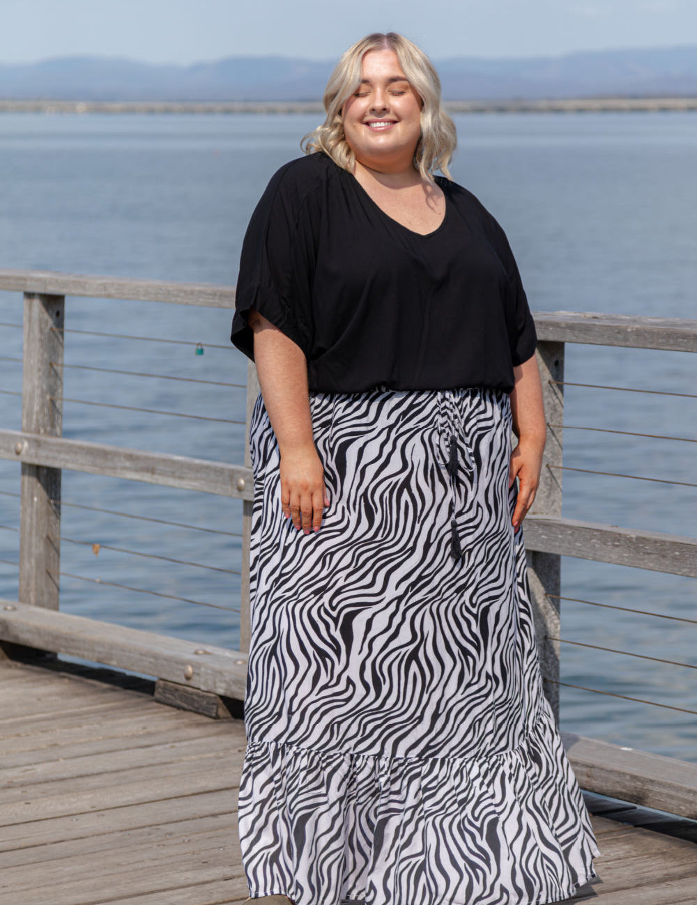 long-skirt-zebra-print-black-grey