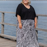 long-skirt-zebra-print-black-grey