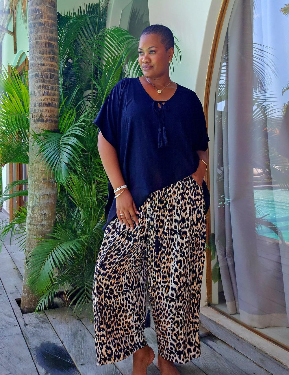 outfit-set-wide-leg-pants-leopard-print-kaftan-top-black