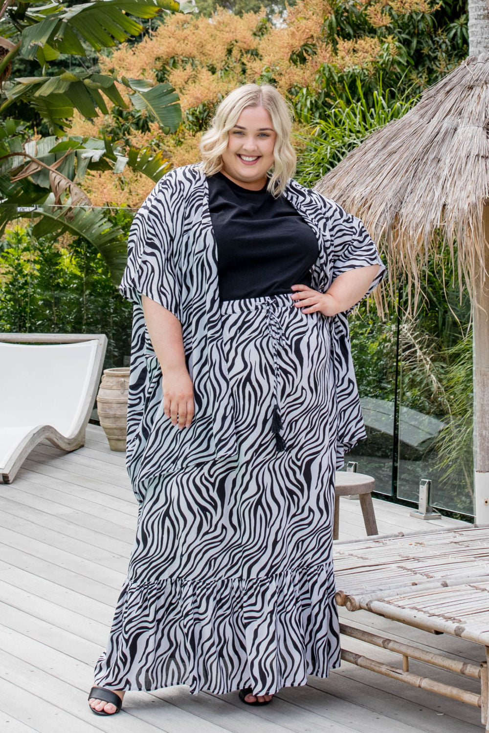 outfit-set-zebra-black-grey-kimono-layered-long-skirt-plus-size