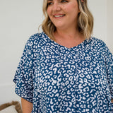 plus-size-kaftan-top-blue-white-leopard-print-resort-wear