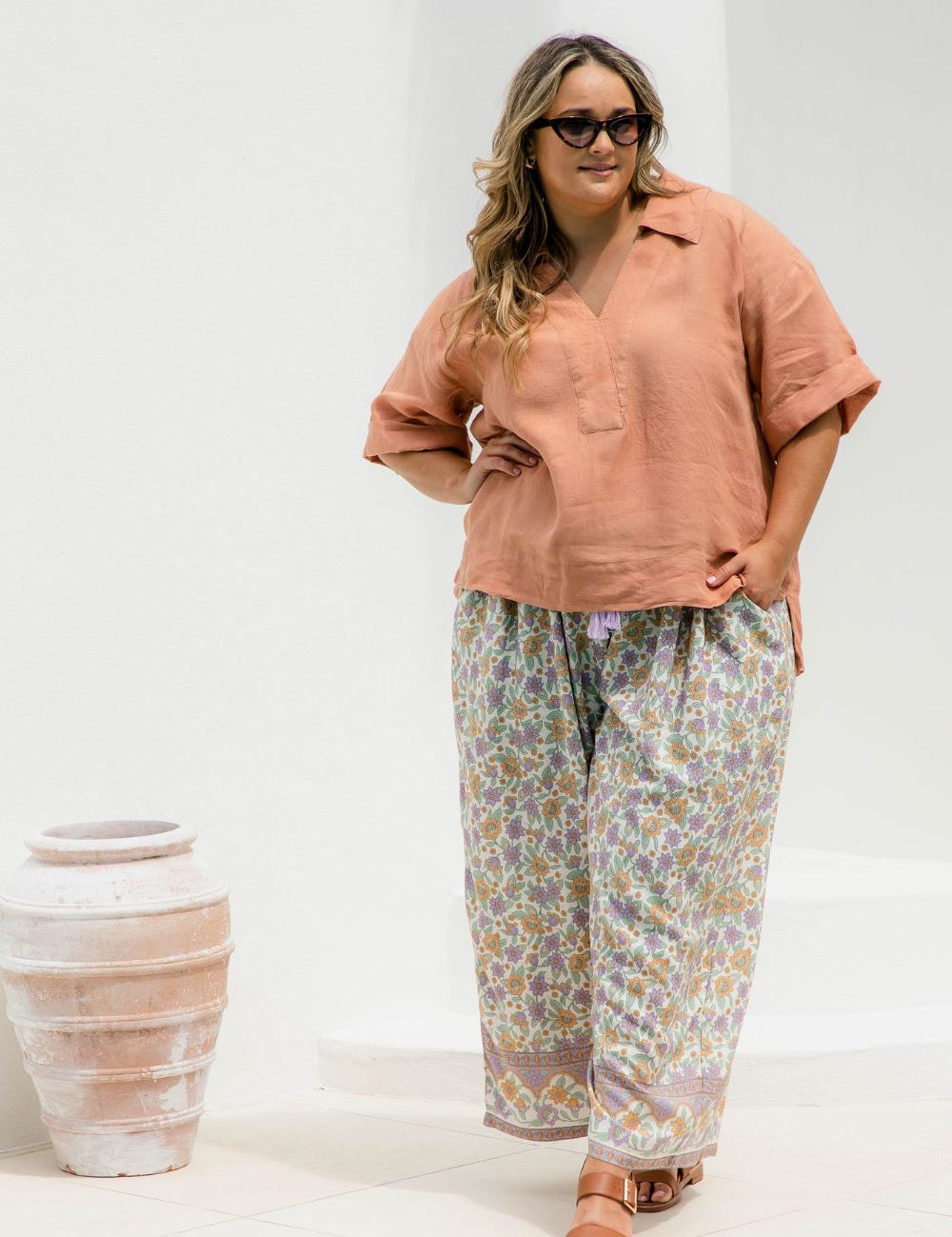 plus-size-long-relaxed-fit-wide-leg-summer-pants-floral-print-mauve-must-cream