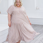 plus-size-maxi-dress-geometric-design-white-mocha