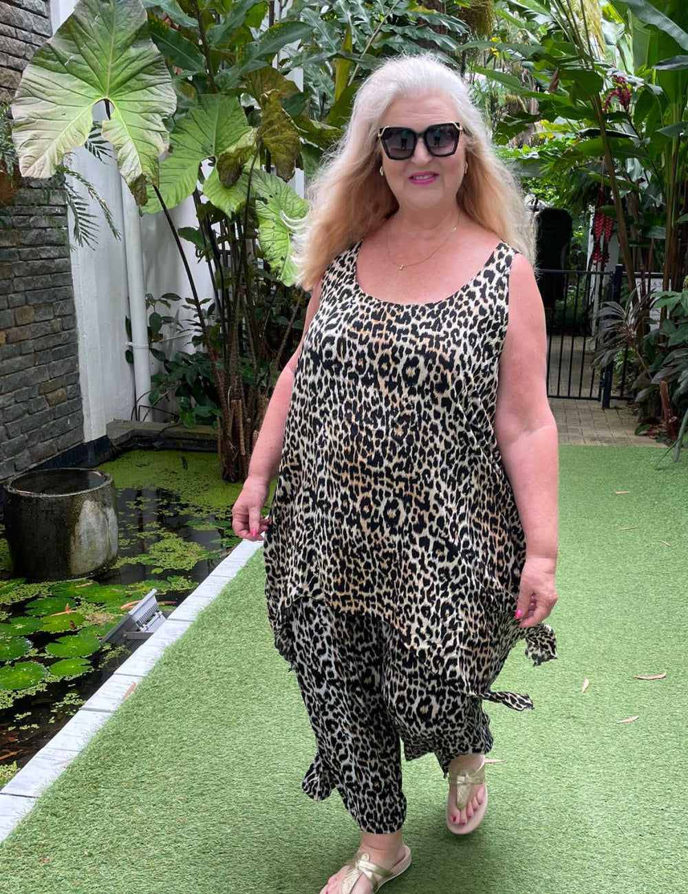 plus-size-outfit-set-leopard-print-tunic-top-wide-leg-pants