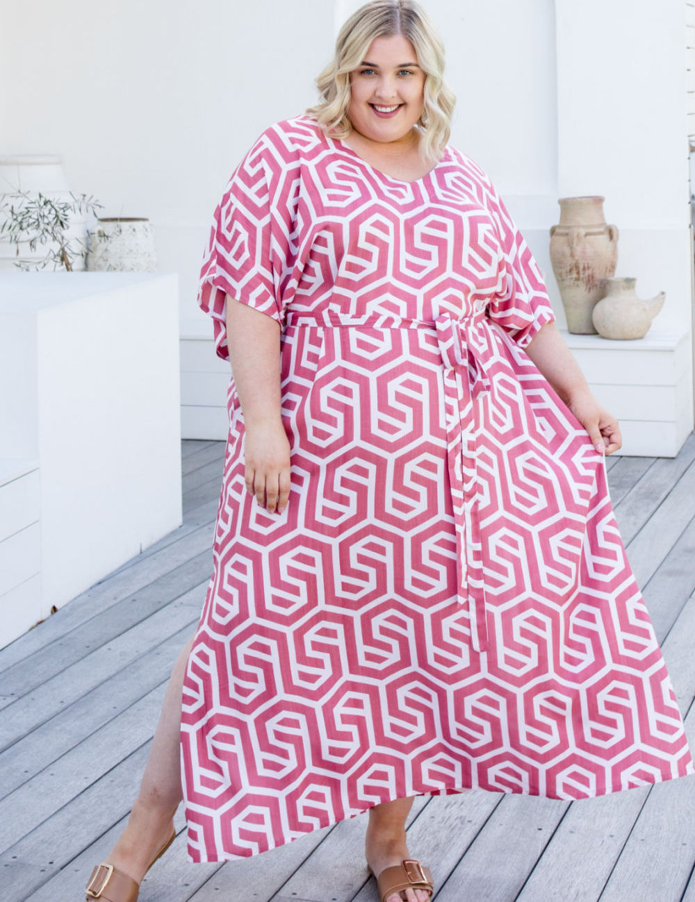    plus-size-summer-maxi-dress-rose-white-geometric-resort-wear-styling