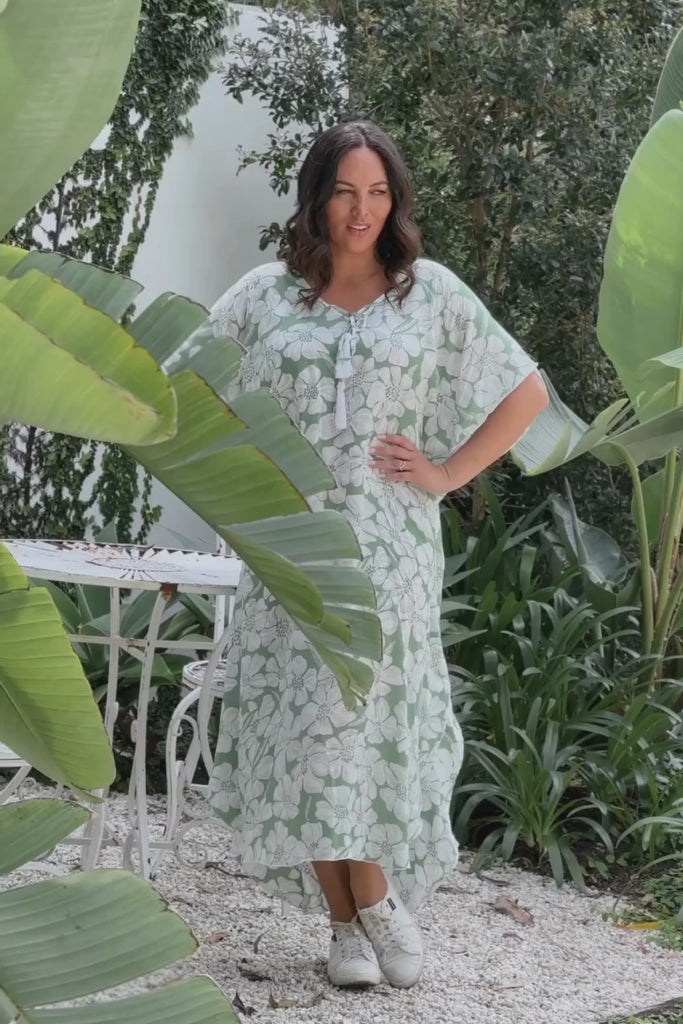 Long-kaftan-dress-green-white-tropical-flower-resort-chic