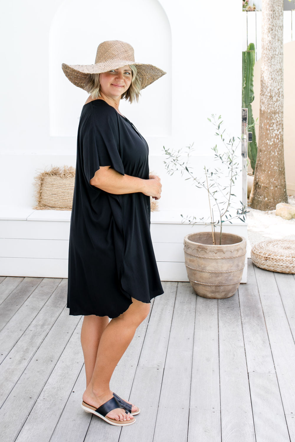 short-summer-kaftan-dress-black-resort-style