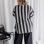  Analyzing image    womens-kaftan-top-black-white-stripe-resort-style-plus-size