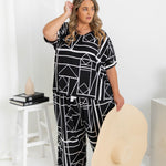 womens-plus-size-summer-top-black-white-print-short-sleeve-casual-wear