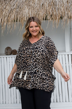    womens-summer-relaxed-fit-top-leopard-print-design