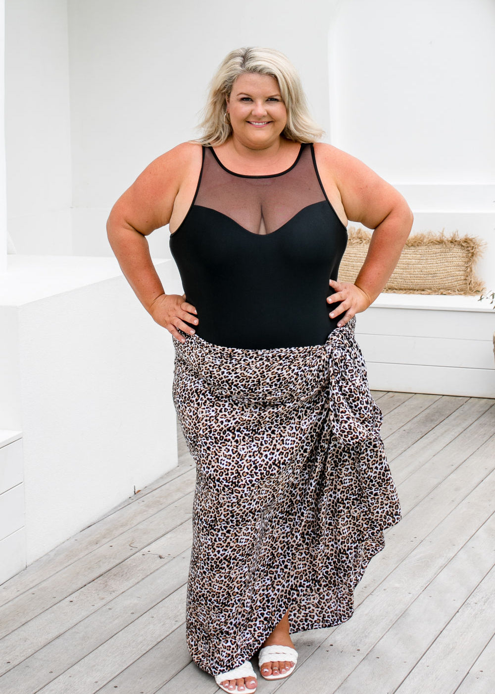    extra-large-sarong-leopard-print-black-brown-white