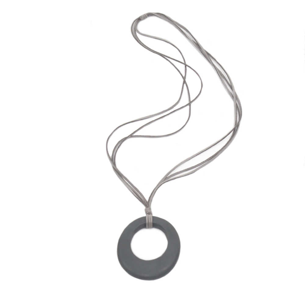oval-pendant-necklace-grey