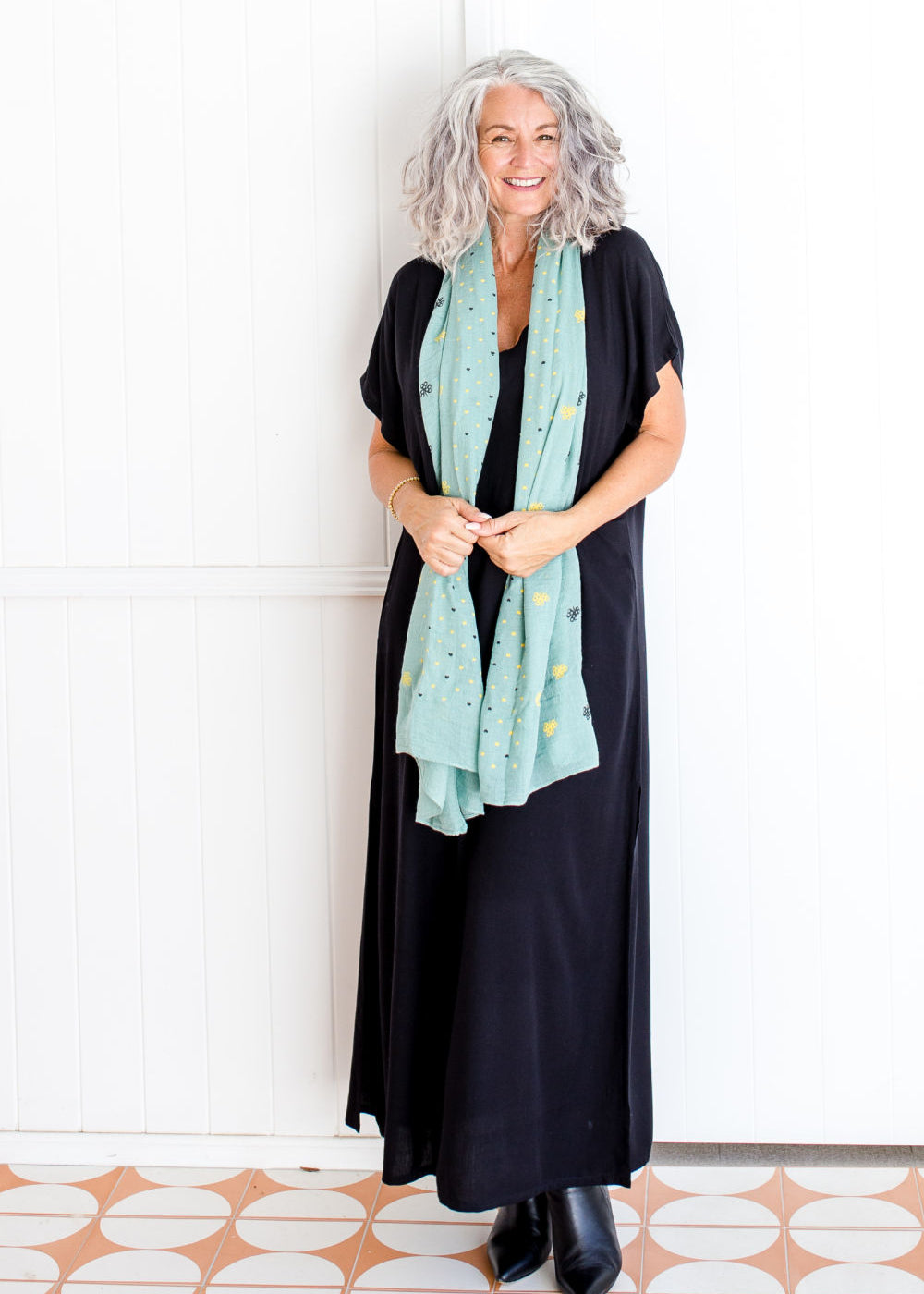 large-womens-scarf-green-hearts-flowers-design