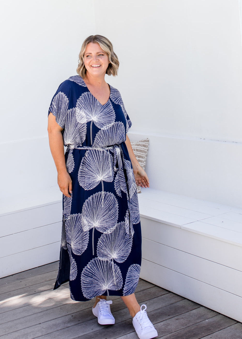    long-kaftan-dress-resort-wear-blue-white-fan-print-design