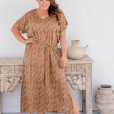     long-kaftan-plus-size-resort-dress-zebra-caramel-cream