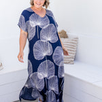    long-resort-style-kaftan-dress-blue-white-fan-print