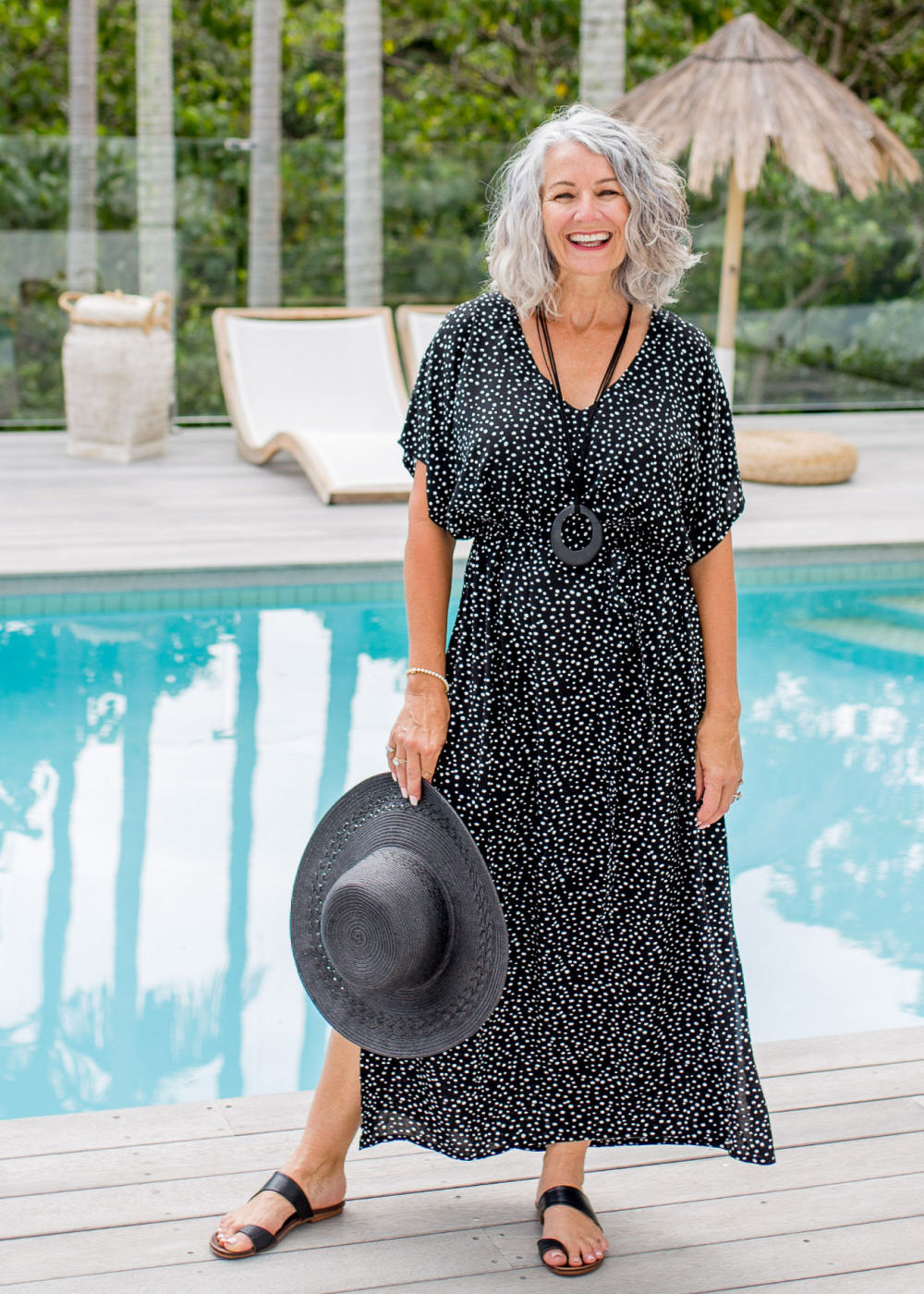 long-summer-kaftan-dress-black-white-polka