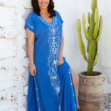    long-summer-kaftan-dress-blue-white-embroidery