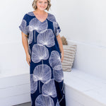    long-summer-kaftan-dress-blue-white-fan-print