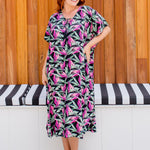    maxi-kaftan-dress-plus-size-bird-of-paradise-black-pink-green