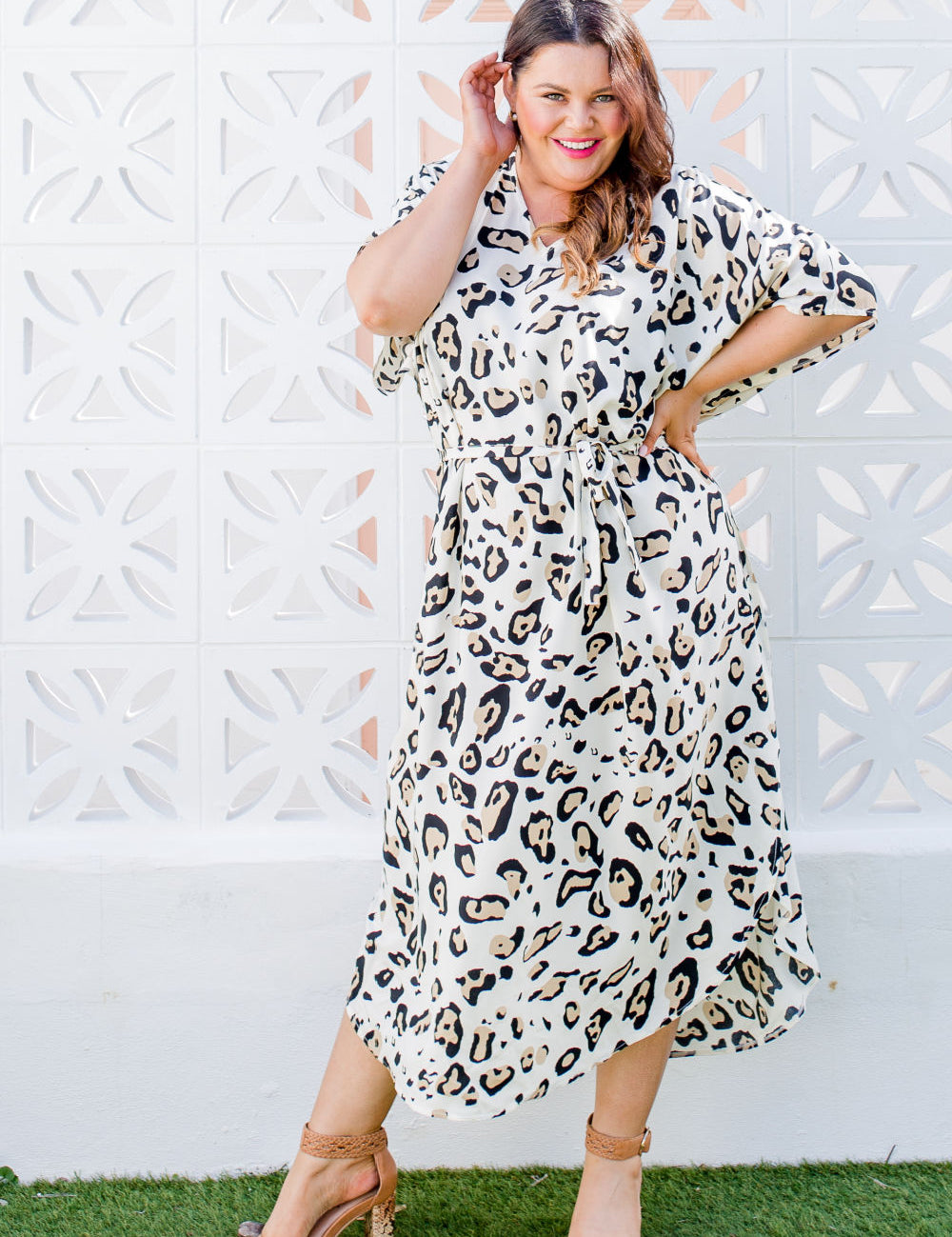 maxi-kaftan-dress-plus-size-snow-leopard