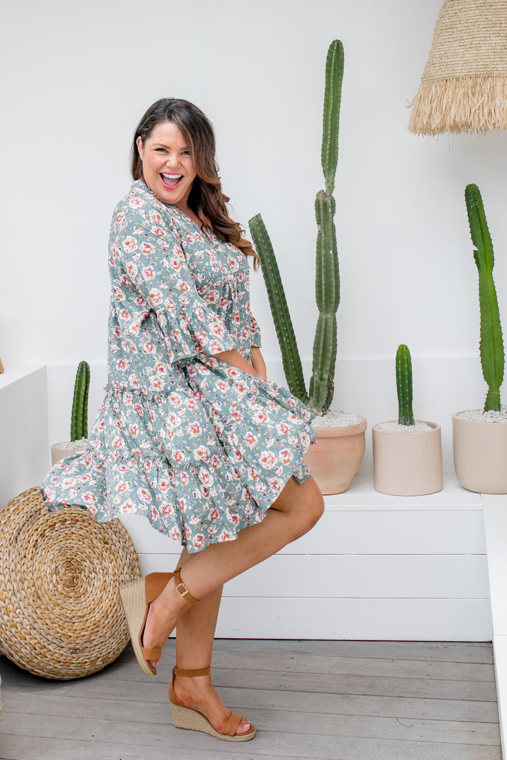    plus-size-dress-floral-design-grey-white-dusty-rose