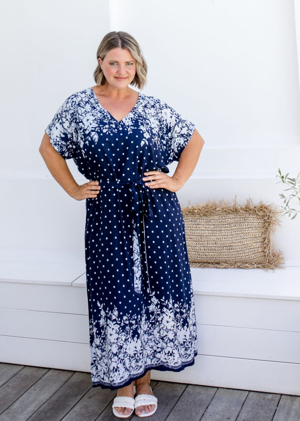    plus-size-long-kaftan-dress-resort-style-blue-floral-border-design
