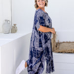    plus-size-maxi-kaftan-dress-blue-white-leaf-design