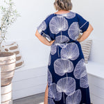    plus-size-resort-wear-kaftan-dress-blue-white-fan-design