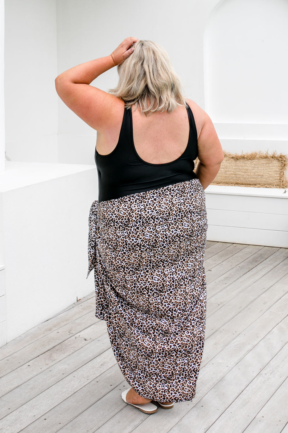 plus-size-sarong-leopard-print-wrap-black-brown-white