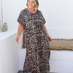 resort-style-long-kaftan-dress-leopard-print