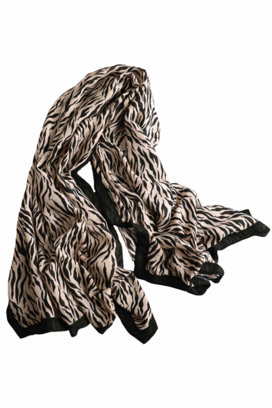 scarf-zebra-animal-print-black-brown