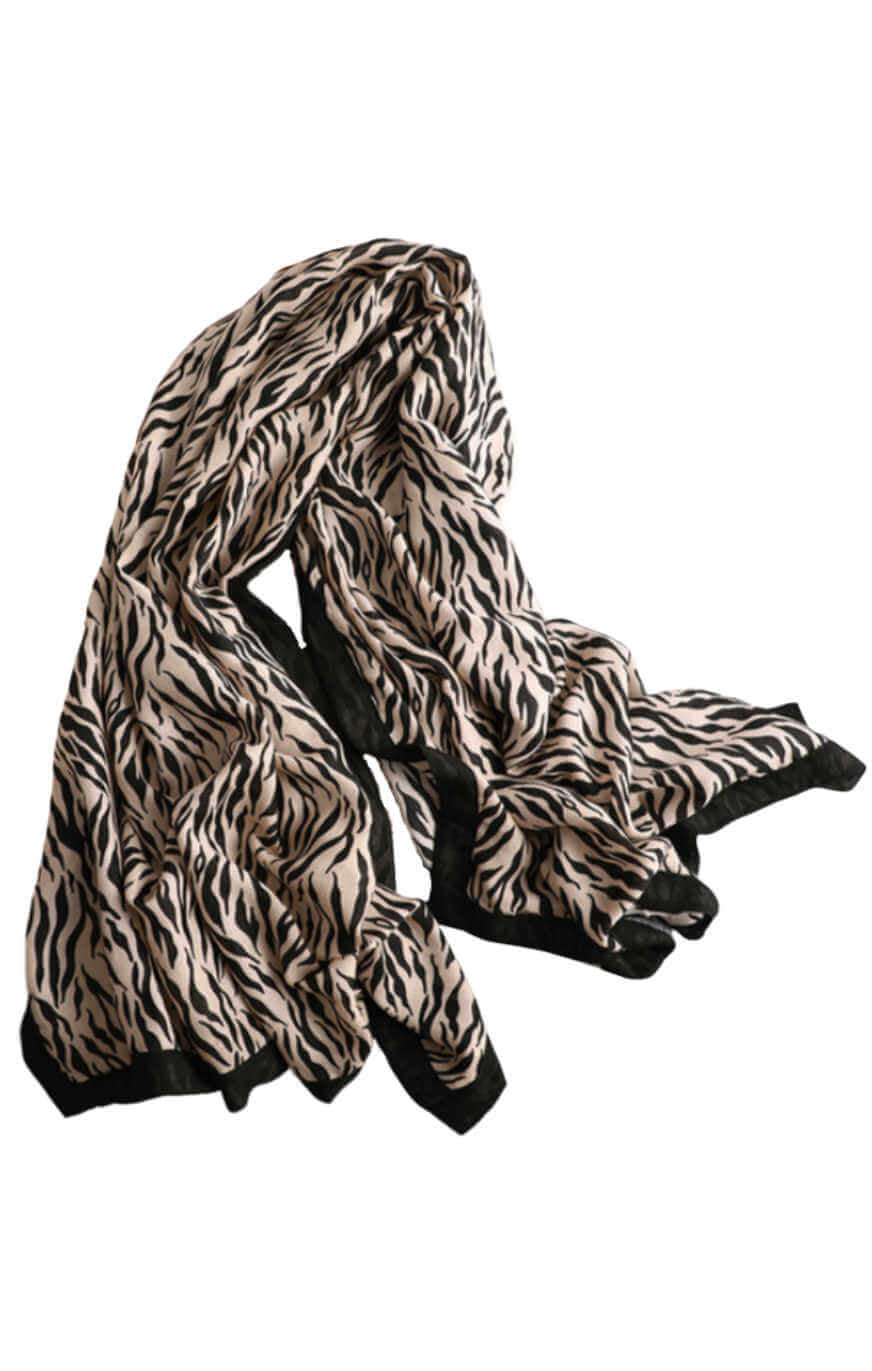 scarf-zebra-animal-print-black-brown