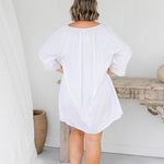    short-beach-kaftan-dress-resort-wear-white-lace-trim