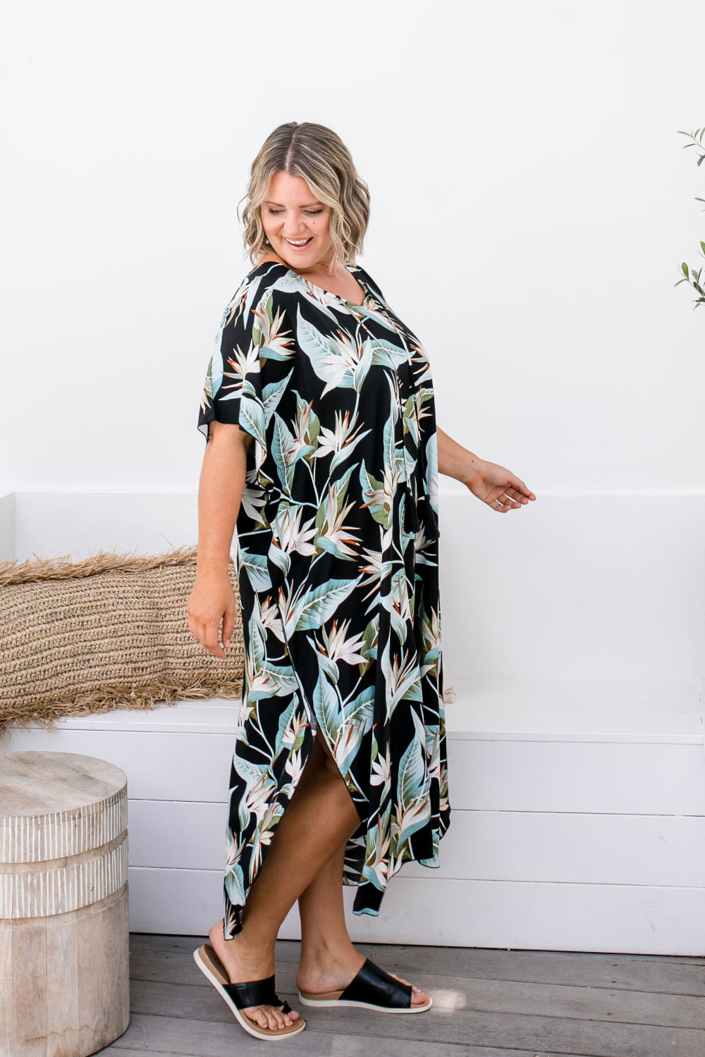 womens-maxi-kaftan-dress-black-leaf-design